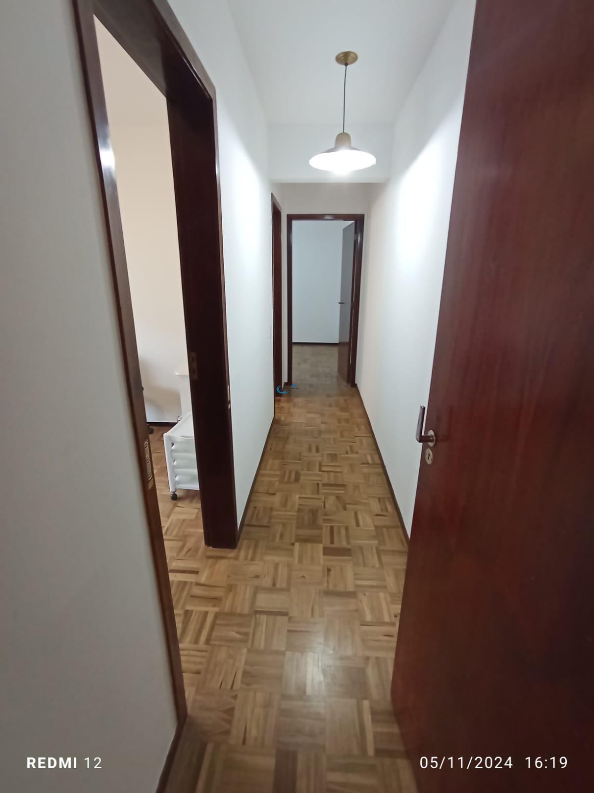 Apartamento para alugar com 2 quartos, 75m² - Foto 12