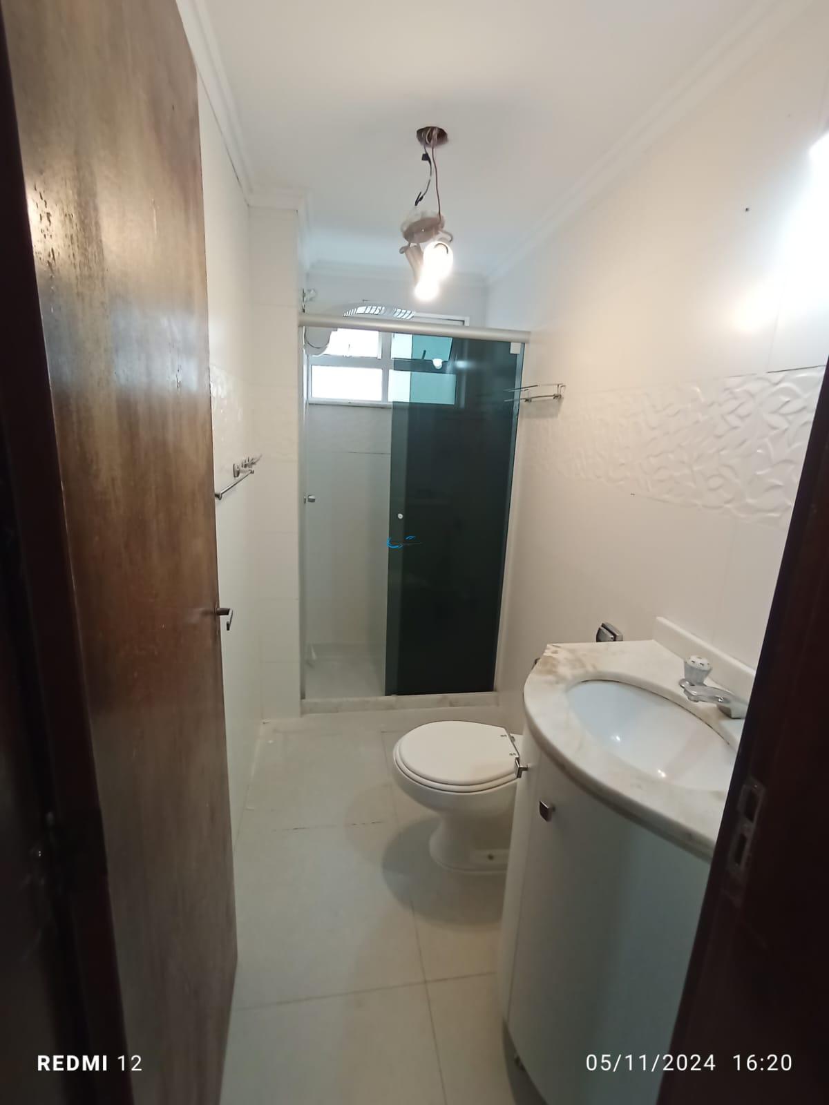 Apartamento para alugar com 2 quartos, 75m² - Foto 14