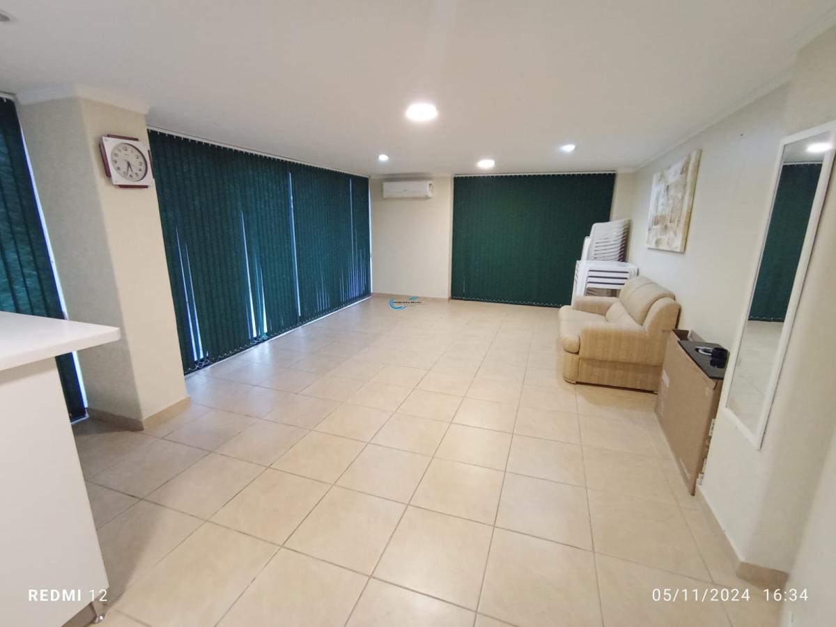 Apartamento para alugar com 2 quartos, 75m² - Foto 21