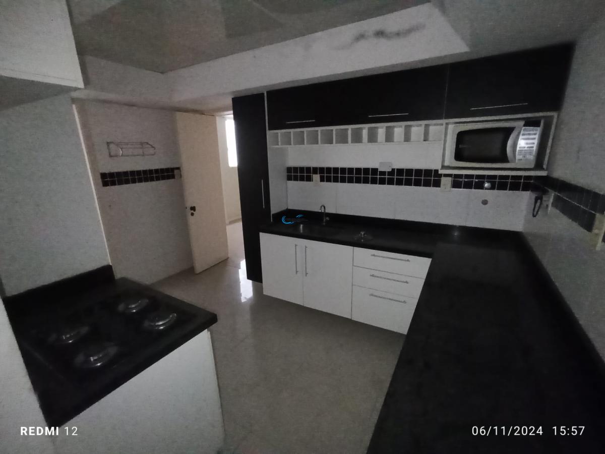 Apartamento à venda e aluguel com 3 quartos, 205m² - Foto 8