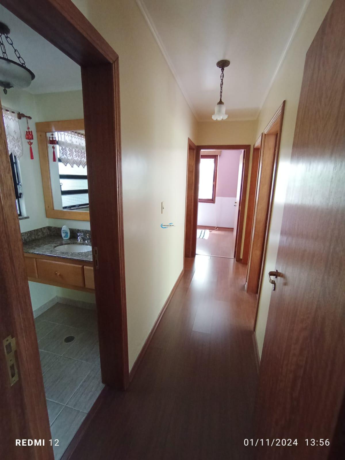 Apartamento para alugar com 3 quartos, 124m² - Foto 11