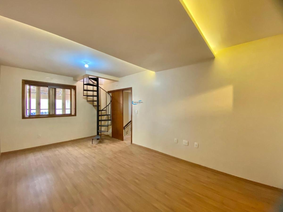 Casa à venda com 4 quartos, 284m² - Foto 5